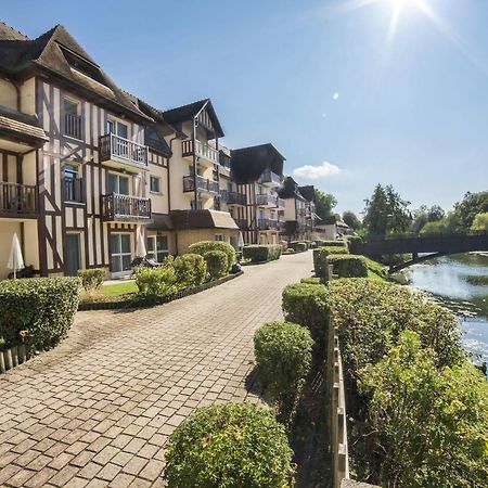 Karma Manoir Des Deux Amants Aparthotel Connelles Exterior foto