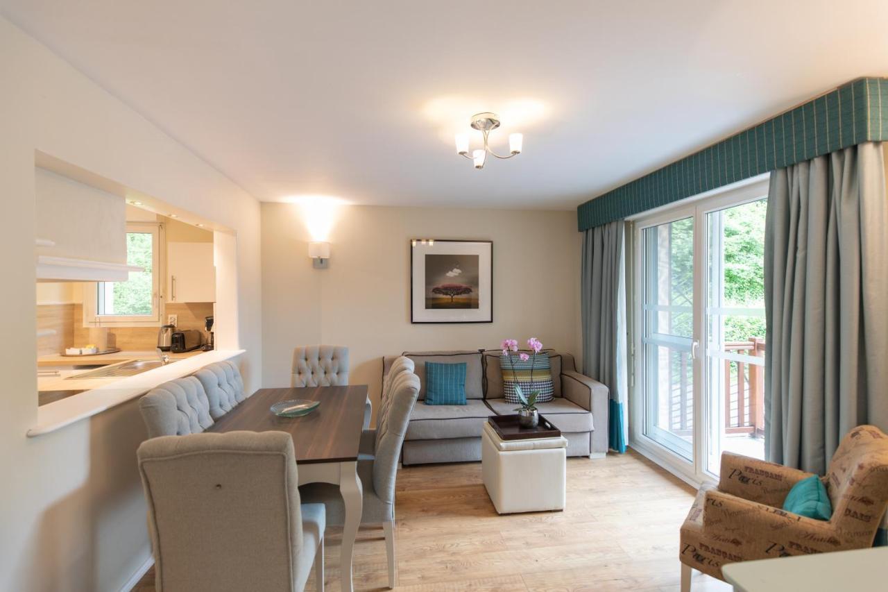 Karma Manoir Des Deux Amants Aparthotel Connelles Exterior foto